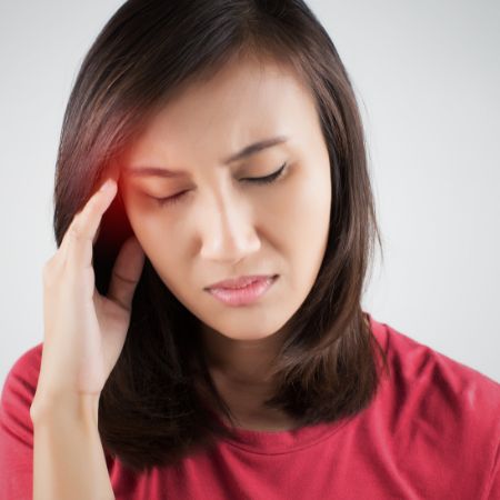 Women Suffering From Headache in Chicago